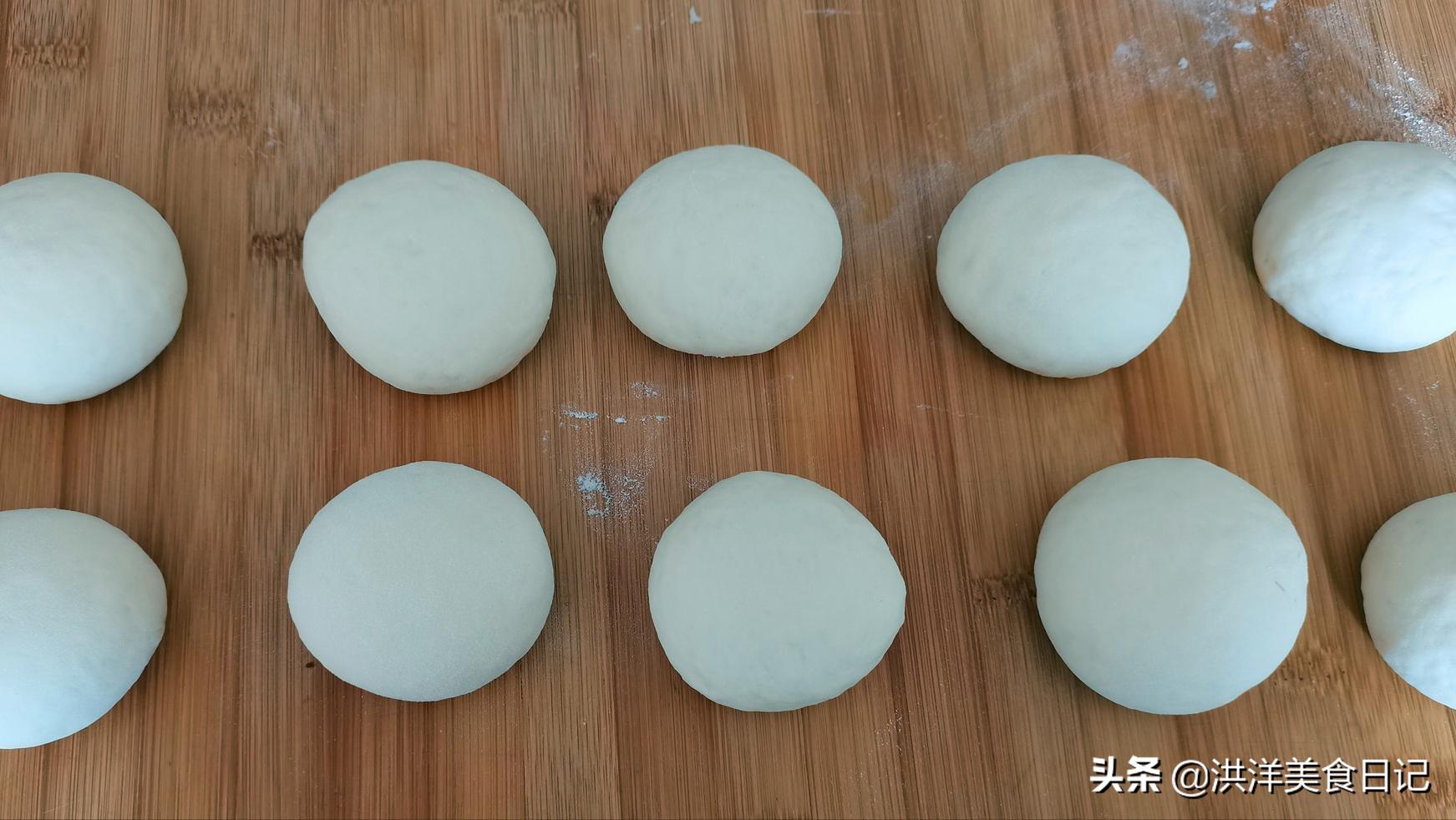 蓬松暄软好吃又营养的山药小馒头,把山药做成吃的