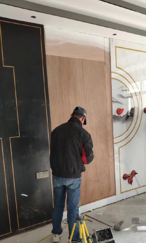 护墙板的拼装缝隙有什么方法处理,护墙板不够长拼接有细缝怎么处理