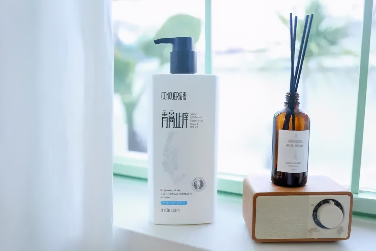 明星亲测|康王创始人83岁再出山，挑战5天内不洗头