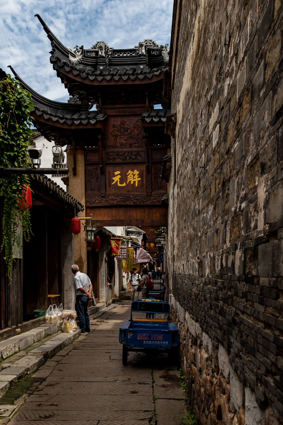 姑苏人都不知道的轻徒步道，穿越万亩茶园，将苍茫的太湖尽收眼底