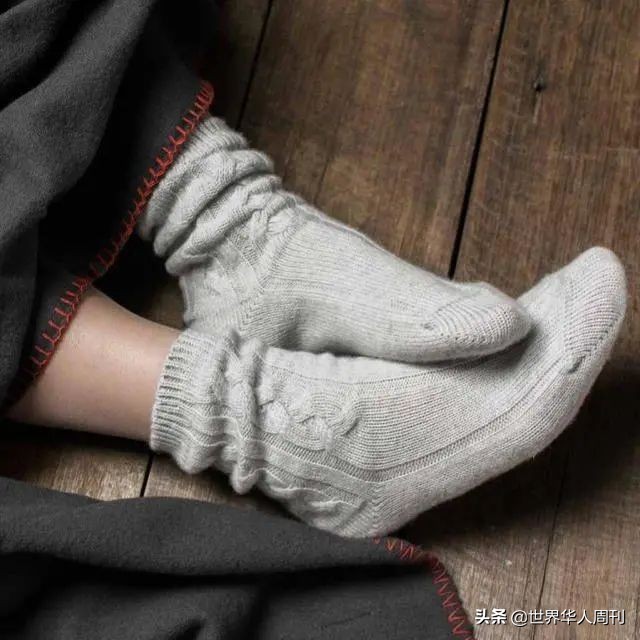 英国女王开网店,一双袜子竟要600块!网友:疯了吗?