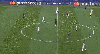 阿拉巴踢中卫实力怎么样,阿拉巴三冠被嘲讽