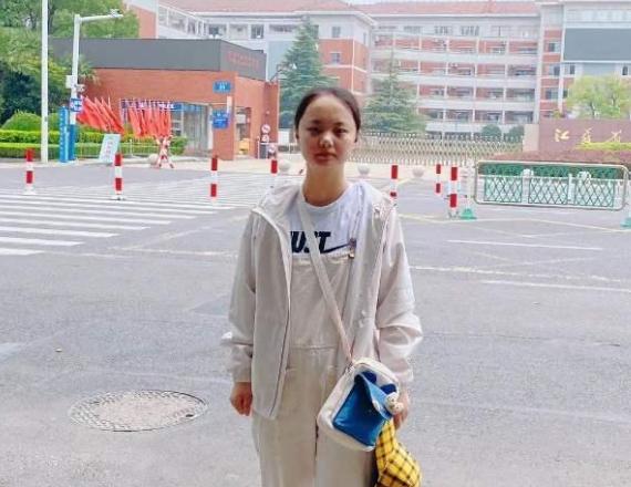 江苏文科状元无缘清华面试,江苏选修b的状元