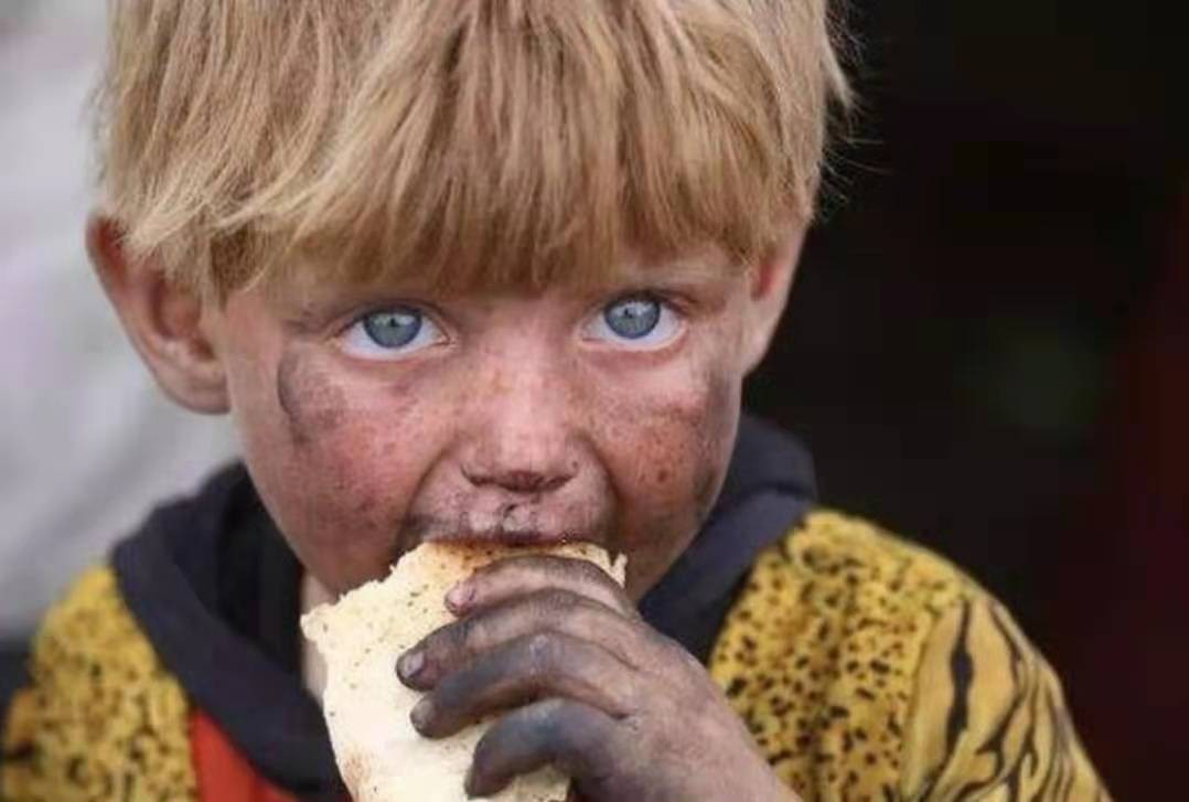 一场石油之祸,十年叙利亚战争,50万民众丧生,女人成*市黑**交易品