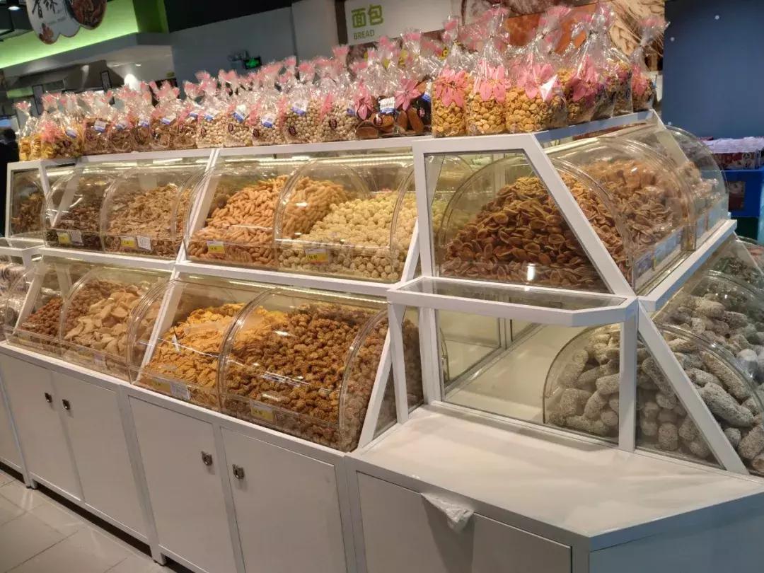 超市五一主题陈列,五一节超市入口创意陈列