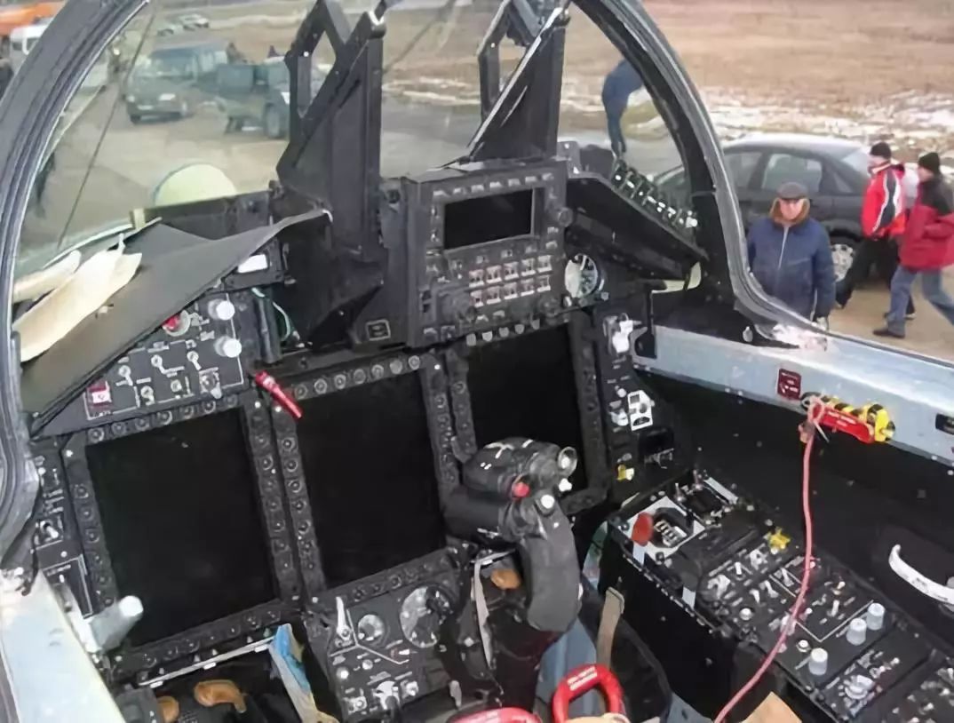 舰载机米格29k好用吗,米格29k舰载机与苏33舰载机