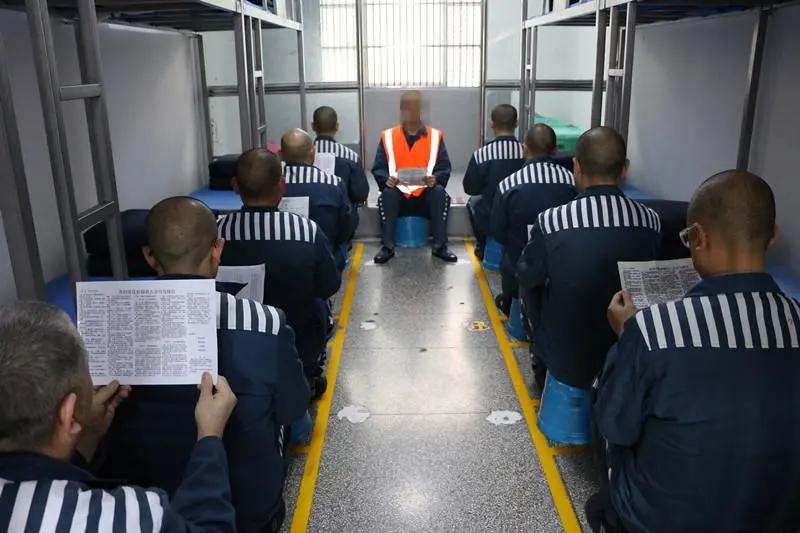 服刑人员在入监队都干什么活,服刑人员在监狱一监区是做什么的