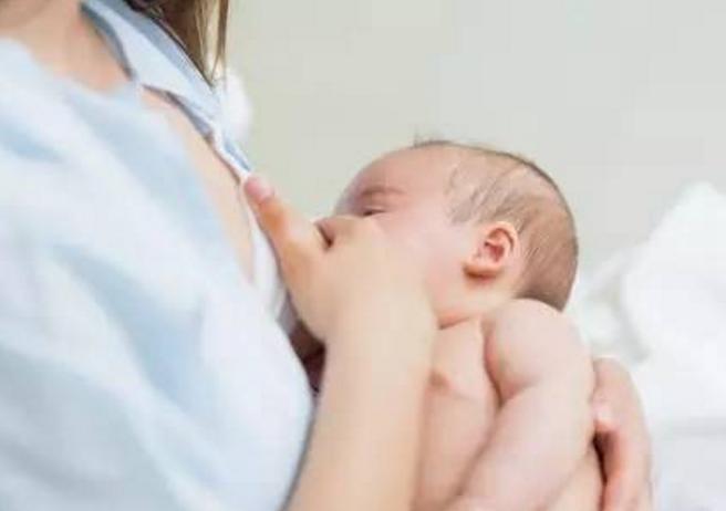 宝宝放屁很臭是因为肠胃不好吗,宝宝放屁好臭是什么原因