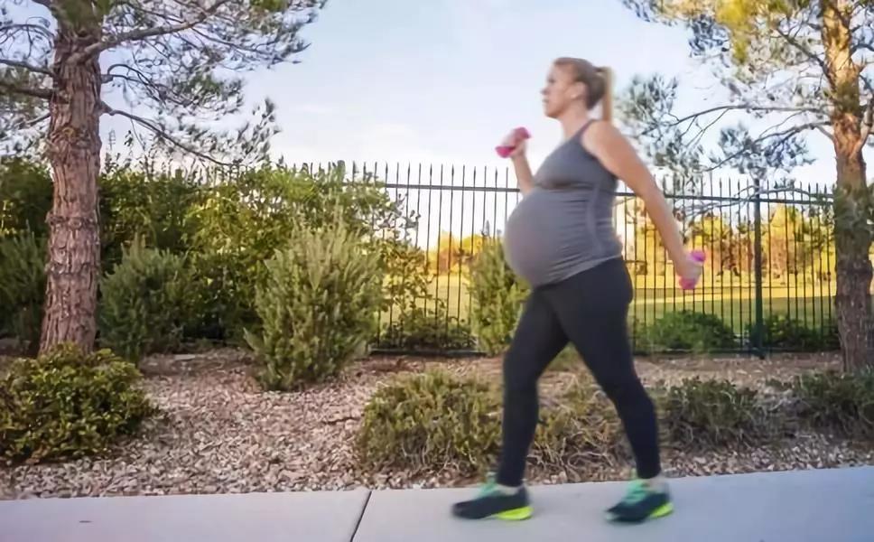 怀孕后这5件事对胎宝宝很危险,怀孕后不能去的地方