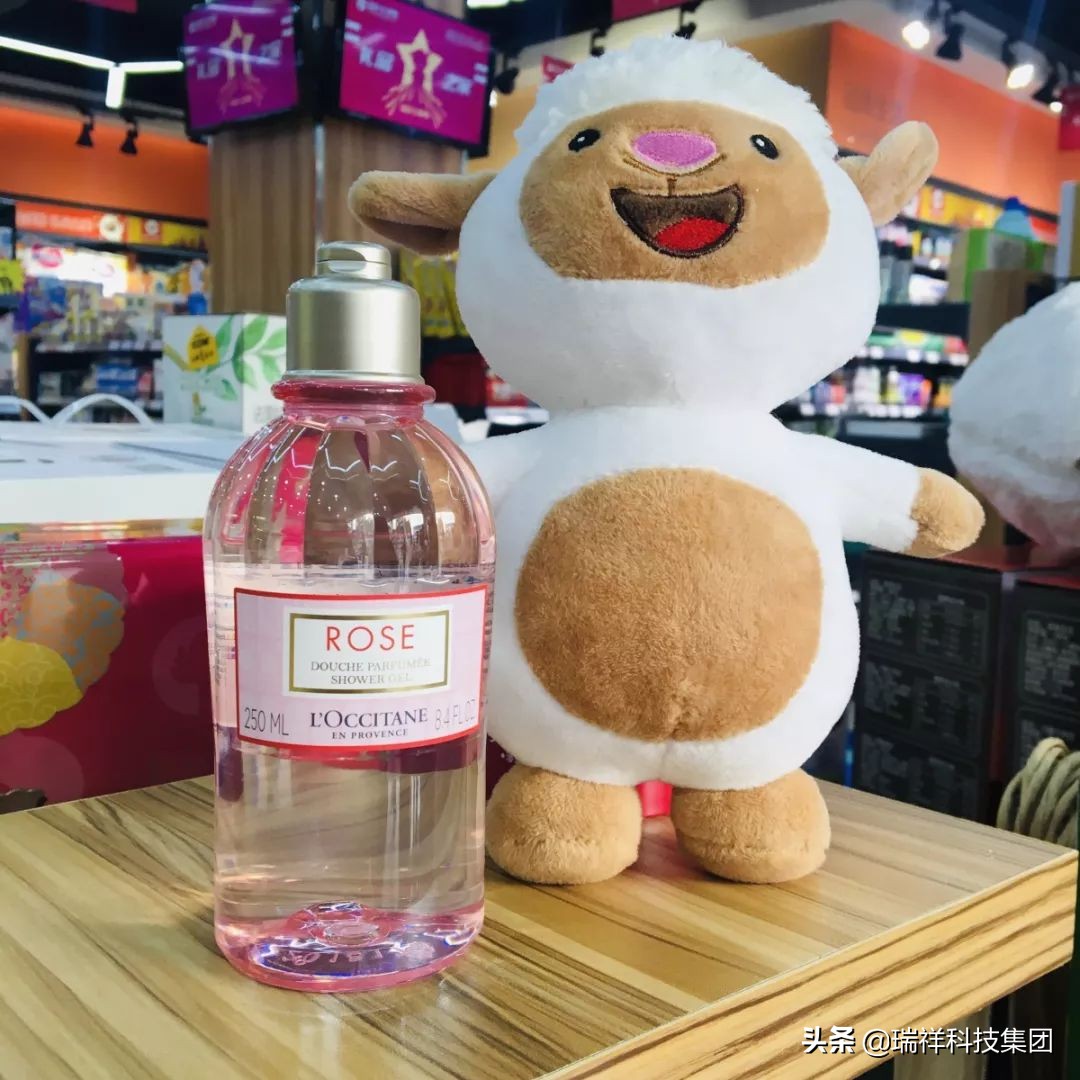 夏天洗澡搓出来的泥是脏东西吗,冬天洗澡搓灰好还是不搓灰好