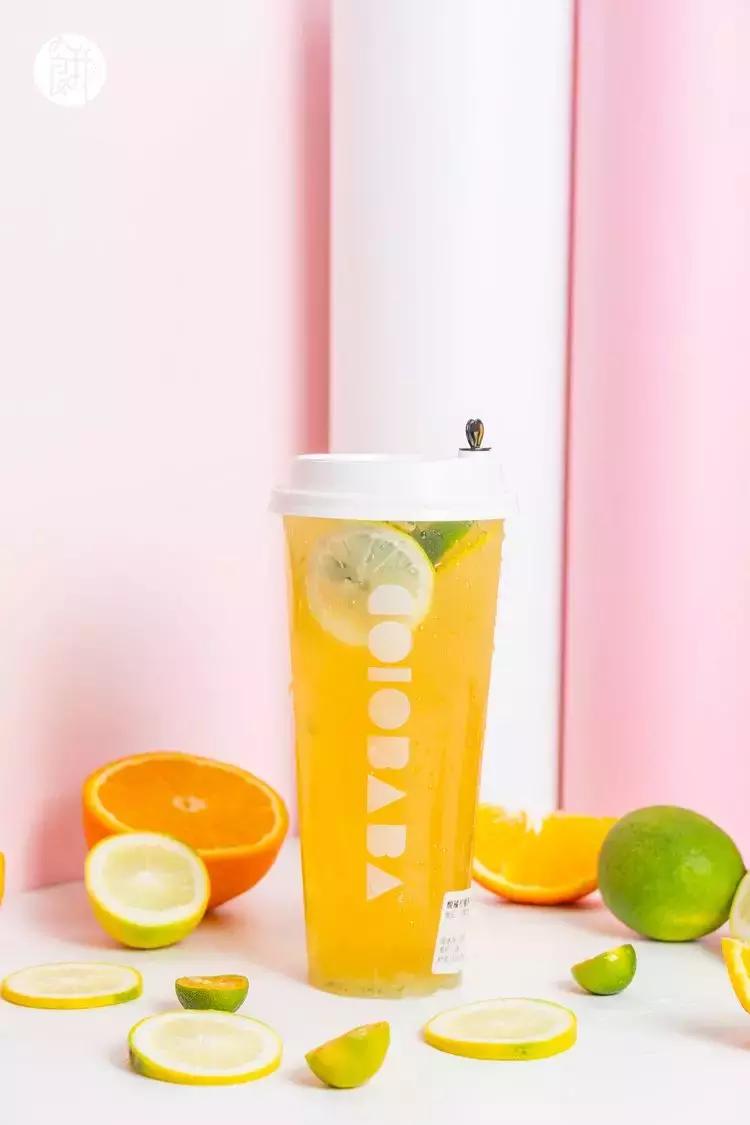 天津人排队排疯了的卡乐巴巴,就想给你点颜色看看~