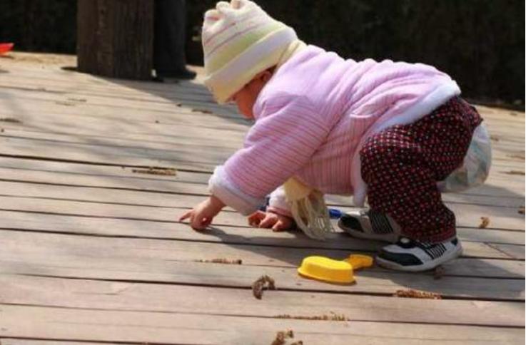 “妈,你回老家吧”,爸爸偷尝奶奶给儿子泡的奶,怒不可遏赶人