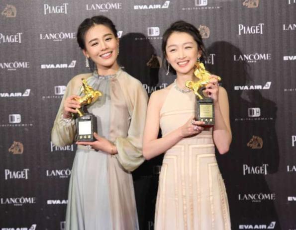 周冬雨又拿影后!曾因身高矮被嘲时尚黑洞,如今成小个子穿搭模板