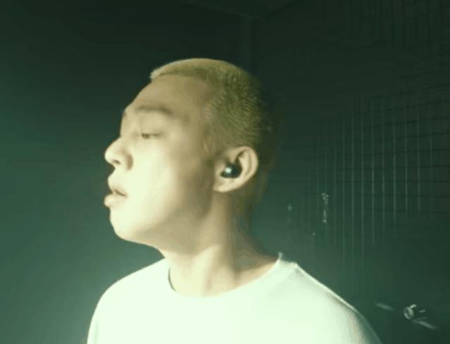 刘亚仁朴信惠阵容强大，韩国丧尸大片《活着》比釜山行2好看？