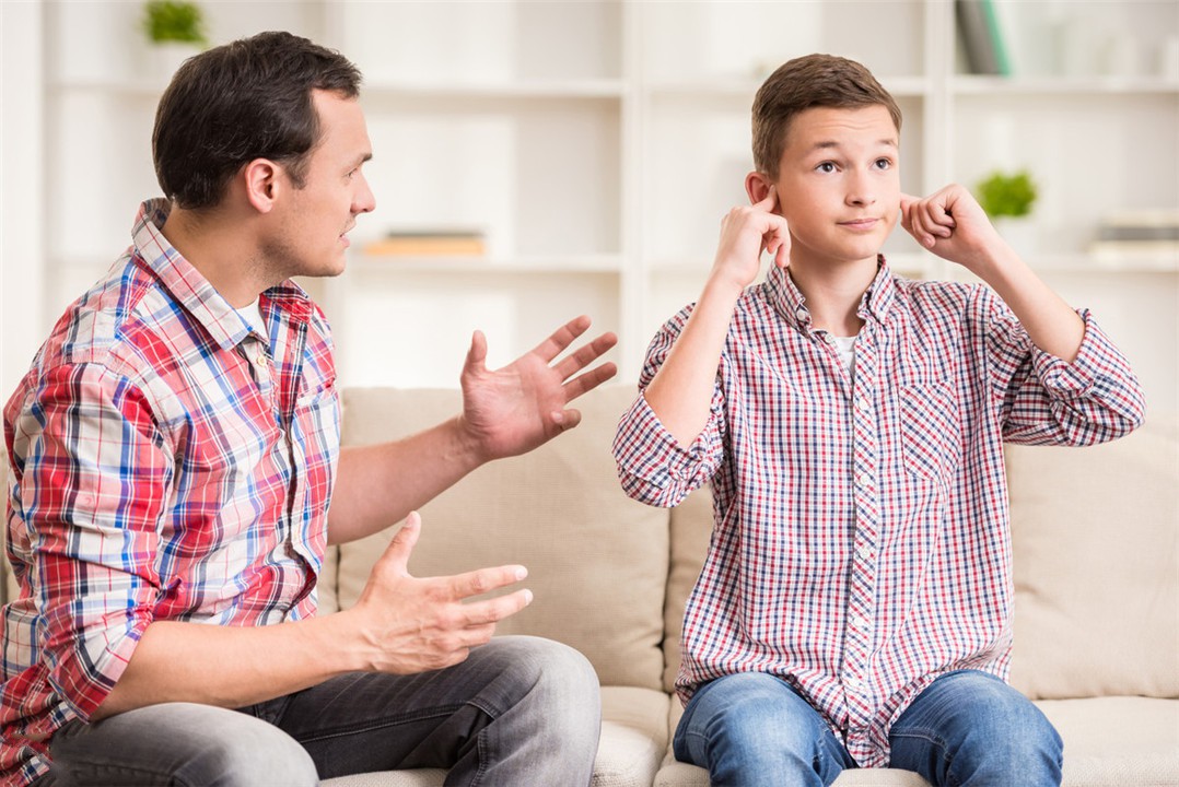 叛逆期的孩子怎么去引导和沟通,叛逆期的孩子真难管图片