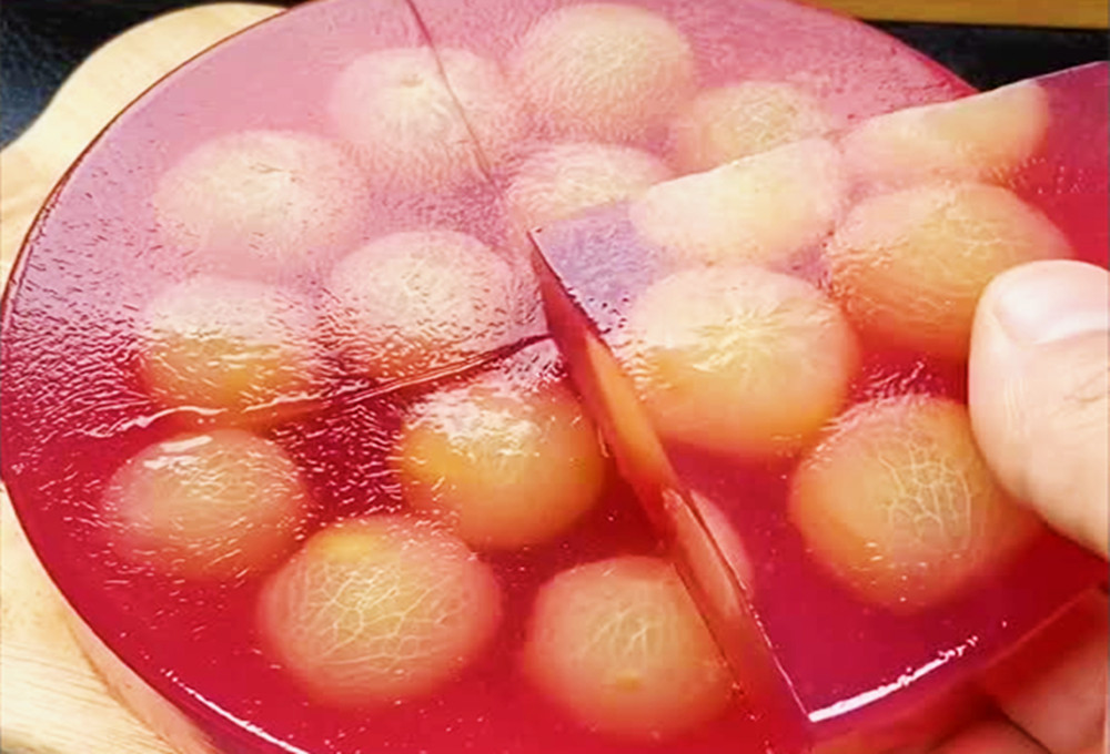 葡萄用什么洗会洗掉上面的虫卵,葡萄要怎样洗才能洗去农药