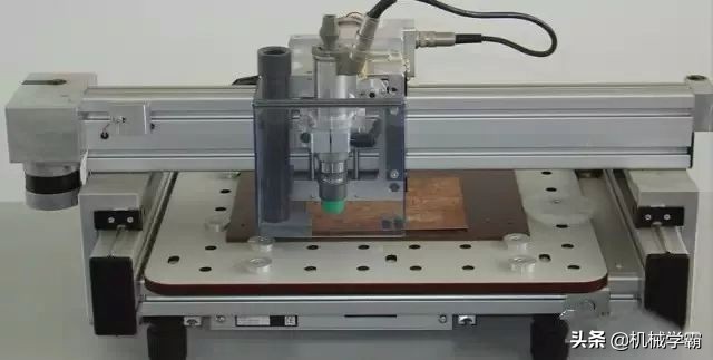 cnc雕刻机哪种好一些,cnc加工中心和数控车床哪个简单