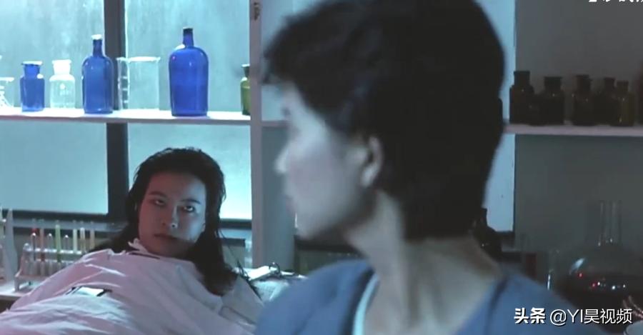 张学友经典喜剧，许冠英搞笑担当，头顶*裤内**斗僵尸《猛鬼差馆》