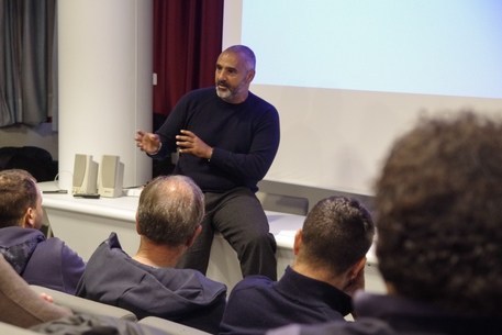 意大利的教练培训圣地：没有任何培训教材，通过论文答辩才能毕业