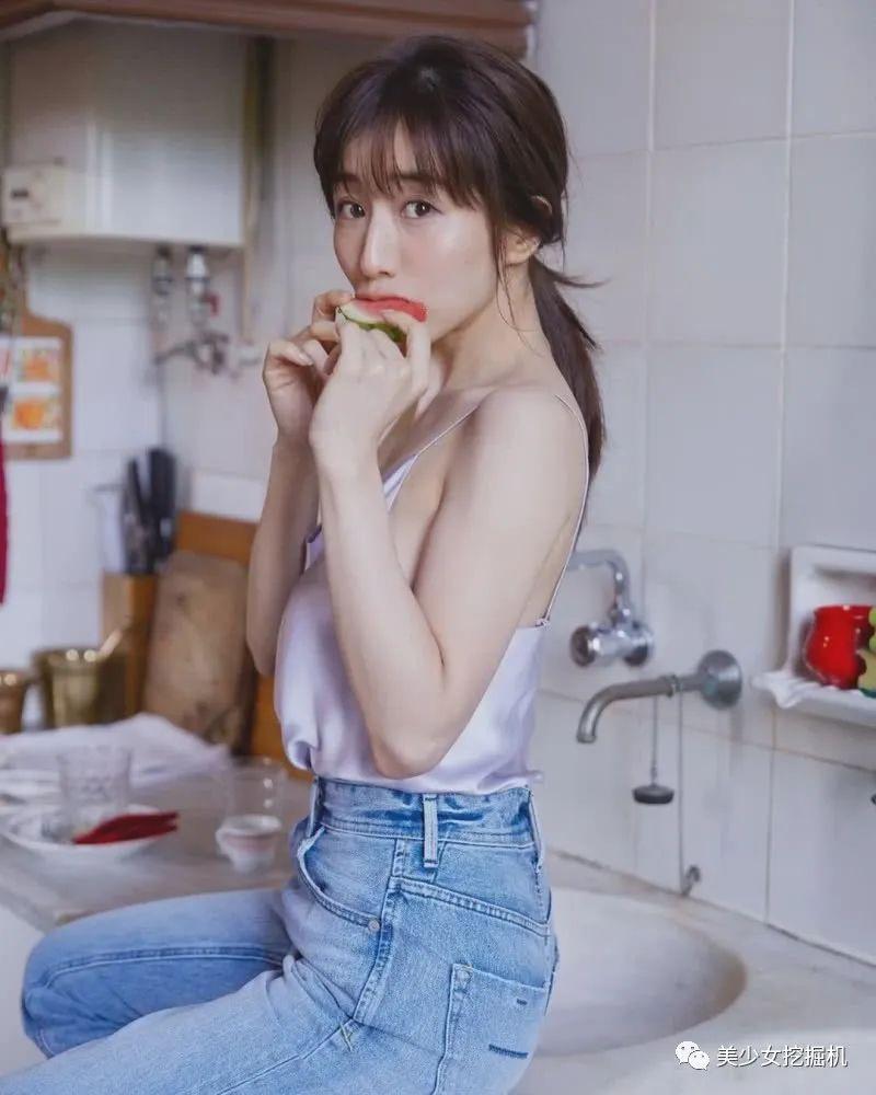 能把绿茶人设舞到女生都讨厌不起来，只有她了吧？