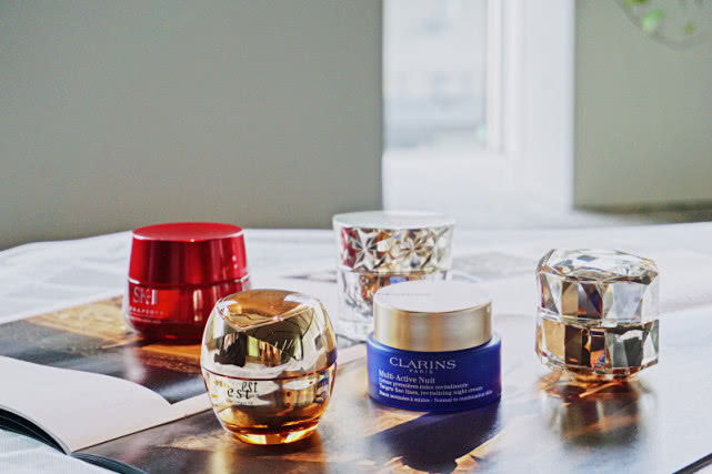 保湿面霜换季混干,换季保湿推荐用什么面霜