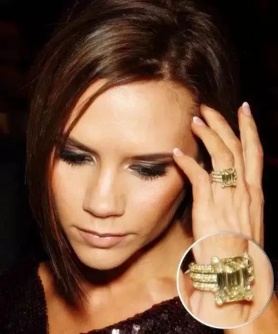 贝克汉姆和贝嫂相爱原因,贝克汉姆贝嫂身家