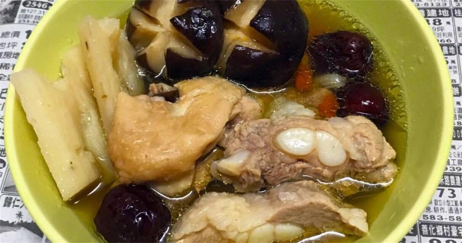 滋补清鸡汤,清淡又好喝的鸡汤