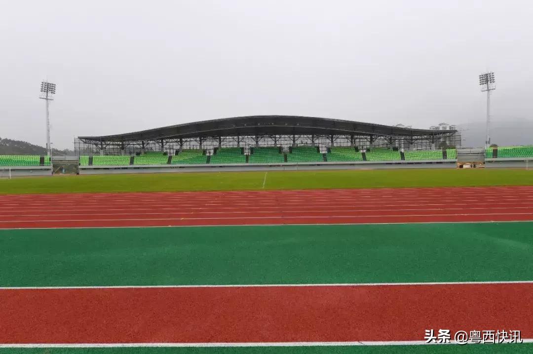 云浮新建的体育场,云浮新区体育场