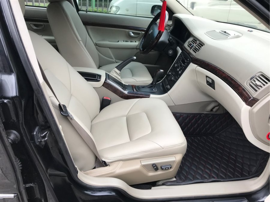 08年沃尔沃s803.0t油耗,沃尔沃s80和s90有什么大区别