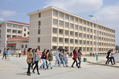 为什么选择读技校,选择中专学校应该注意什么