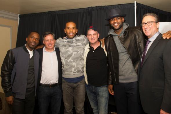 nba巨星签约亿元合同到手多少,nba创纪录