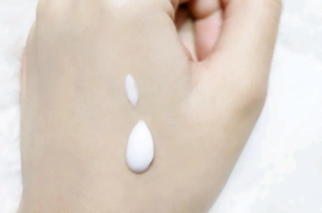 适合夏季油皮用的水乳,夏季干皮护肤水乳推荐18岁