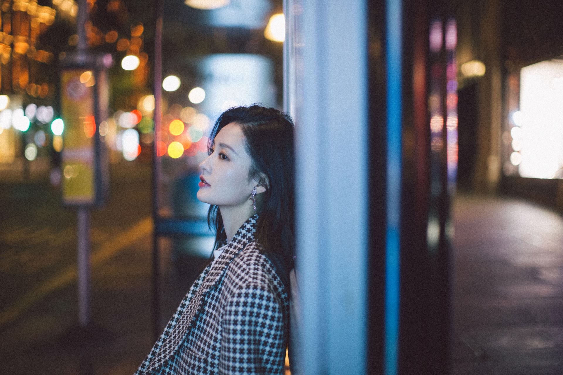 知性风格穿搭学李沁这么穿很好看,街拍李沁春秋穿搭