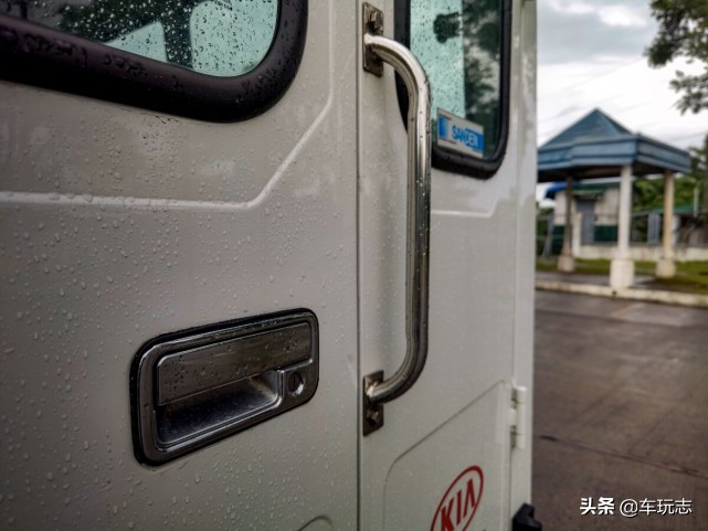 璧蜂簹k2700鍥涢┍杞诲崱,璧蜂簹鍘㈠紡灏忚揣杞2700