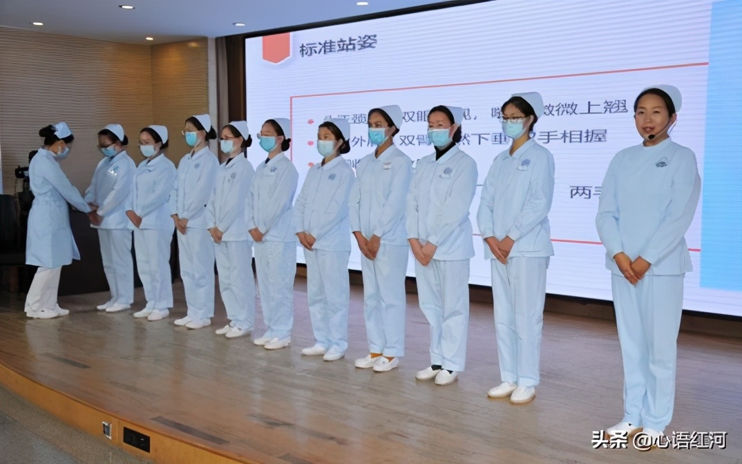 最新护士服务礼仪培训视频,护理人员礼仪培训