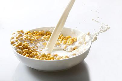 经常喝豆浆会引起湿气吗,经常喝豆浆会得结石吗