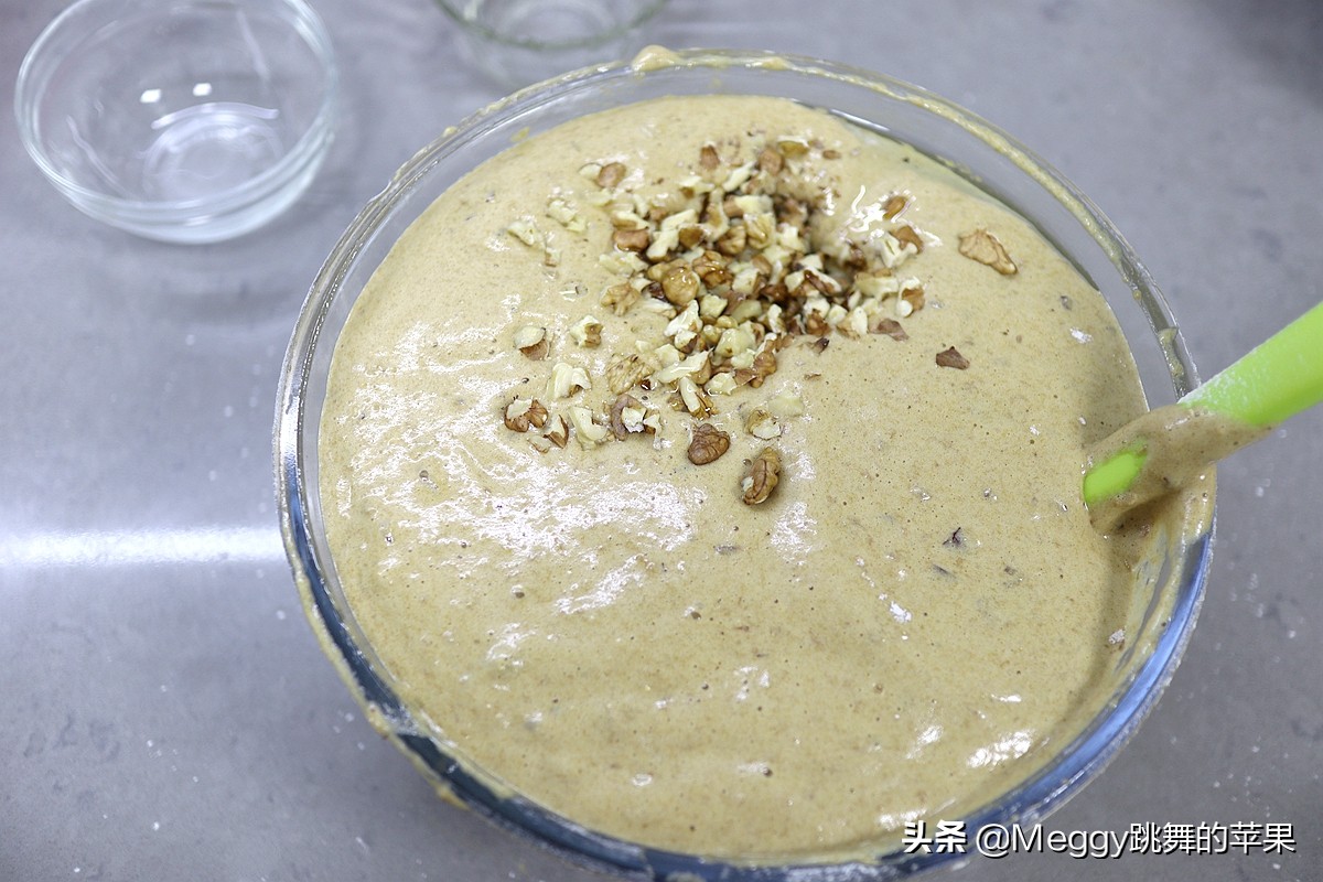 红枣糕简单又好吃的方法,香甜软糯的红枣糕绝对没有色素