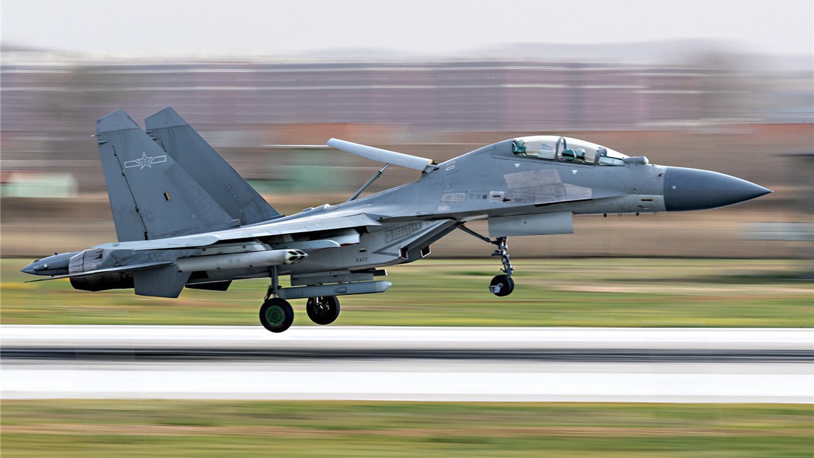 沈飞四代舰载机最新消息,沈飞最可惜的战斗机