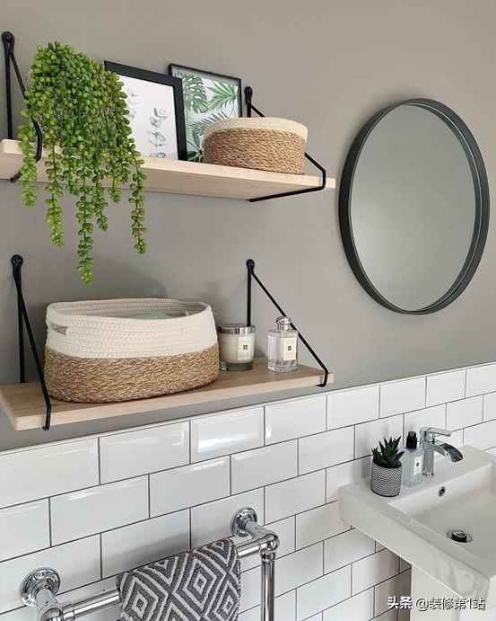 美妆第一步,卫生间装修选好镜前灯