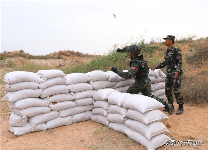 魔鬼周训练武警特战队员宣誓出征,魔鬼周训练天狼突击队