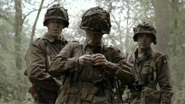 二战时期，香烟对士兵有多重要？德军一天6支，美国一天一包