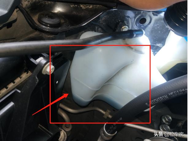 13.8万买台二手雅阁值不值？朋友：为啥不加几万买新车