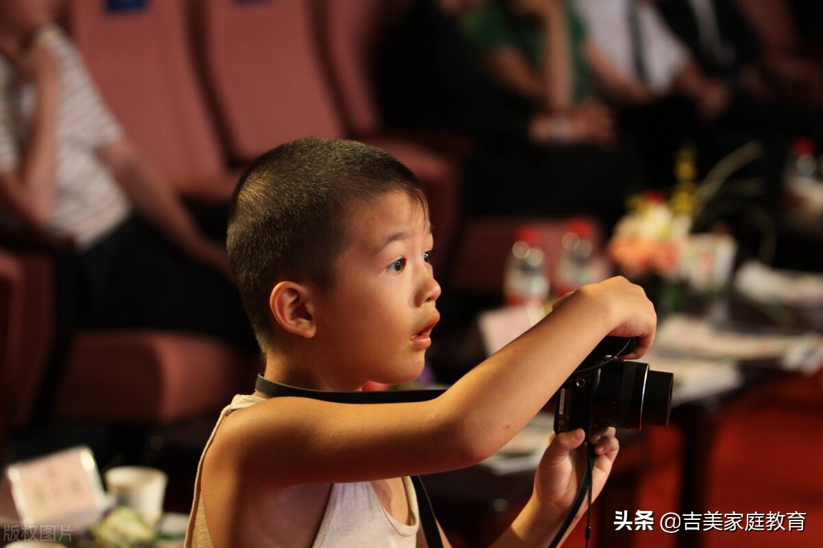 小孩长时间写作业头痛,小孩一写作业头就疼是怎么回事