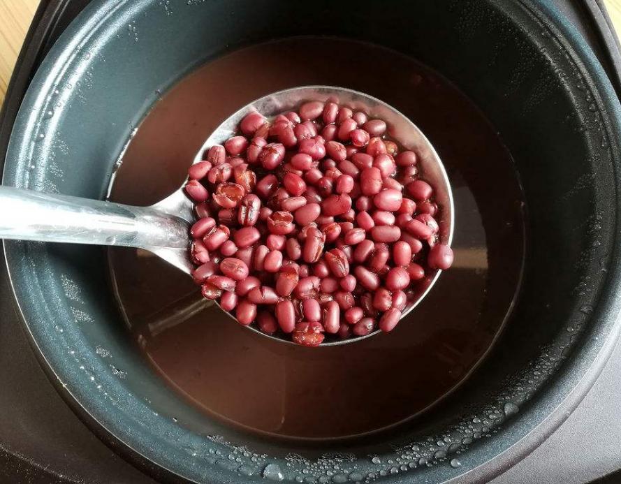 煮红豆的不变色小秘诀,儿童红豆怎么煮好喝