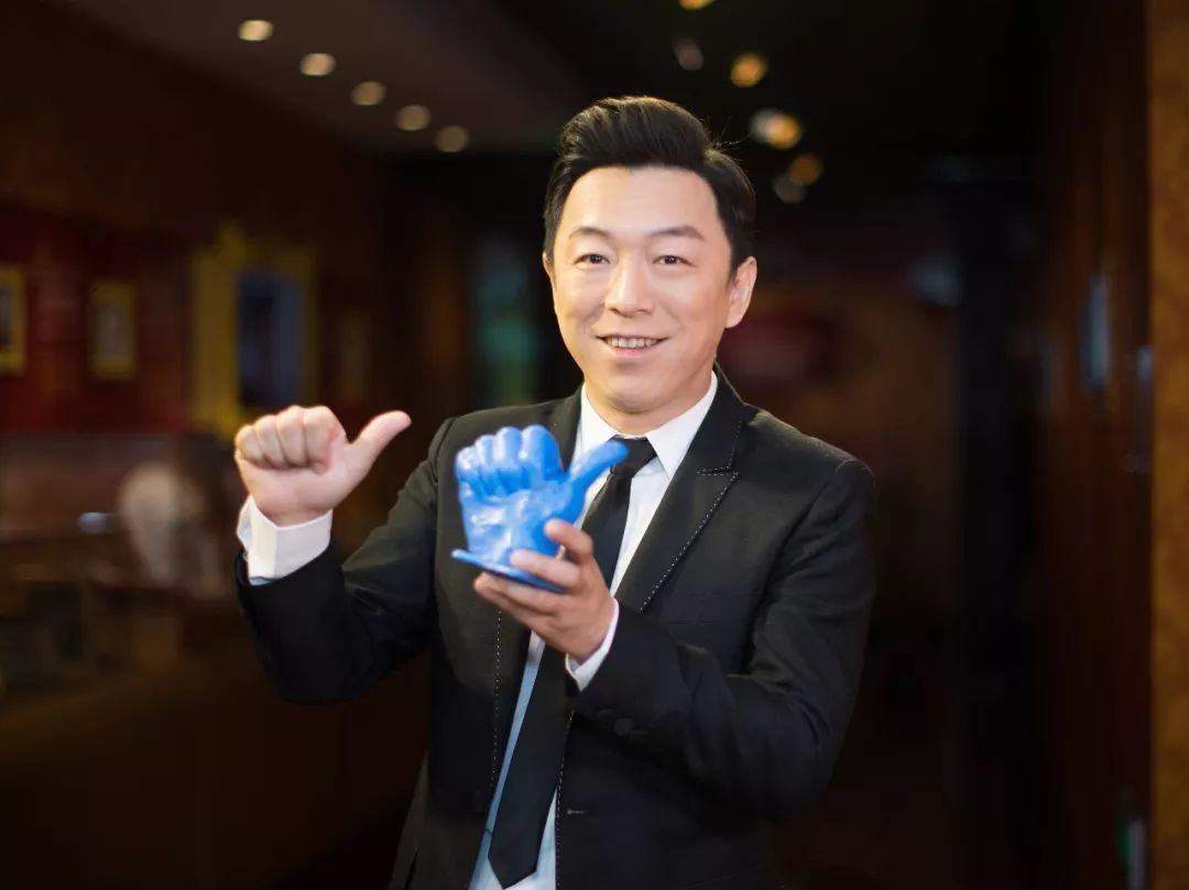 黄渤在娱乐圈的影响,黄渤被影帝耽误了的歌手