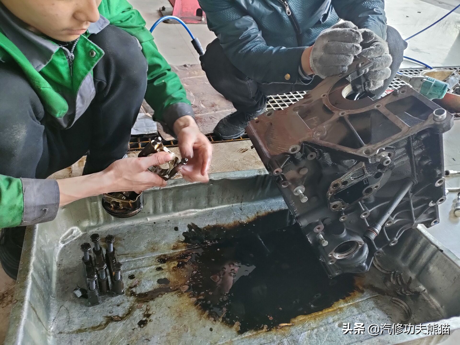 一汽奥迪a6l烧机油,08款奥迪a6l2.0t烧机油严重怎么办