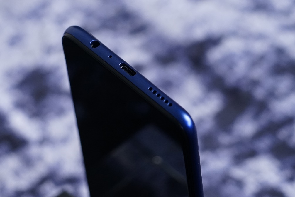 4000mAh大屏手机仅售千元！三星GalaxyA20s评测