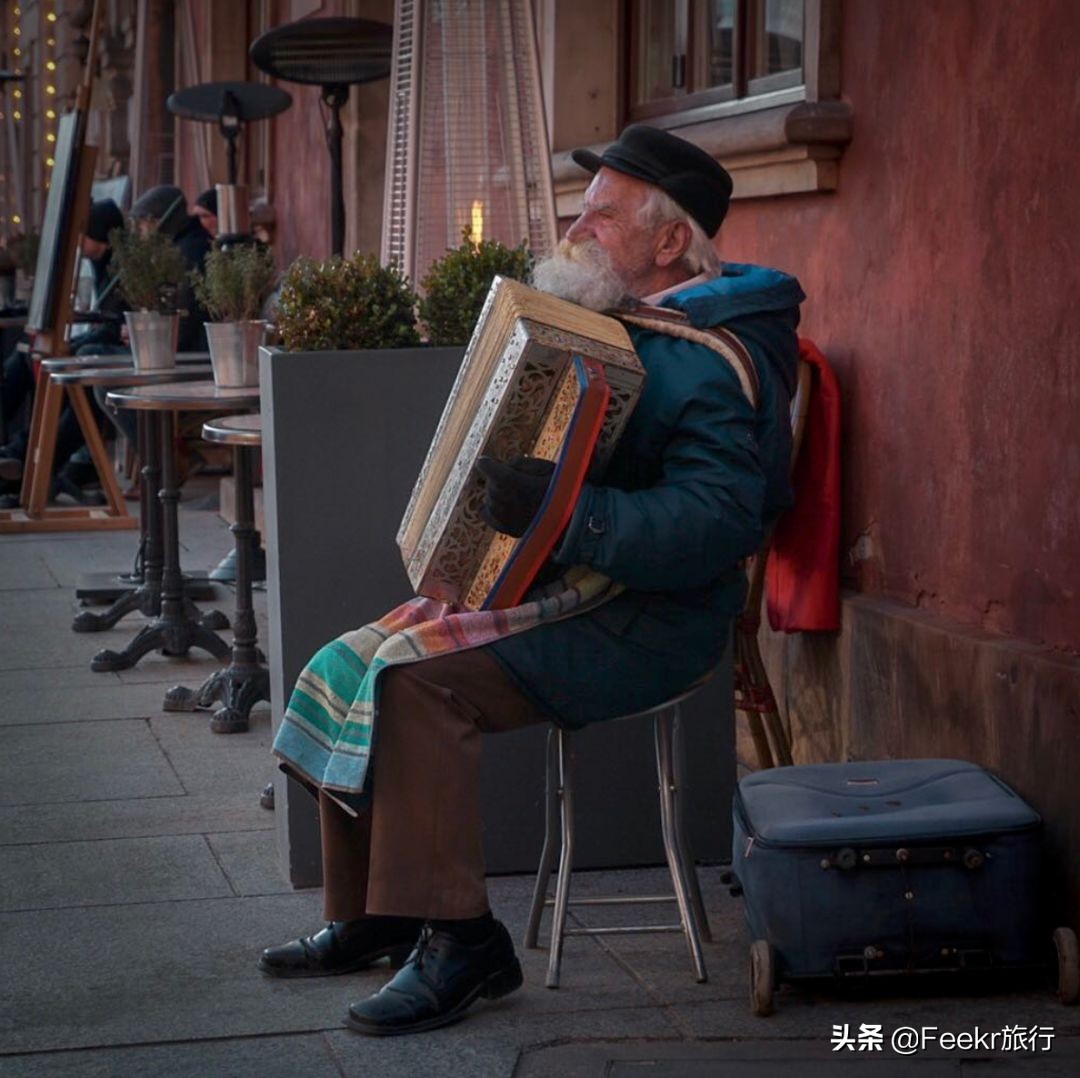 欧洲治安最好的国家,人均200+住8.8分五星酒店,还上了国内综艺