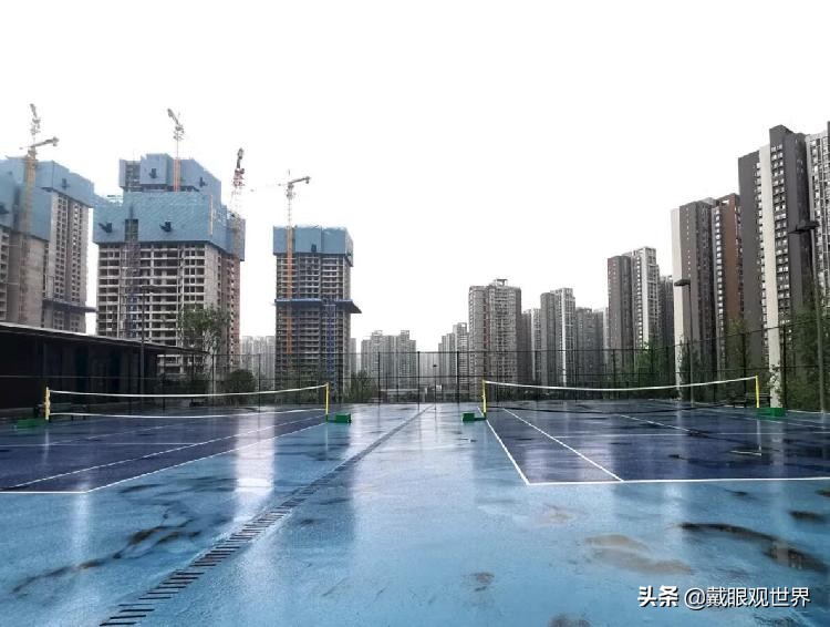 溉澜溪体育公园现在还有花吗,重庆溉澜溪体育公园足球场