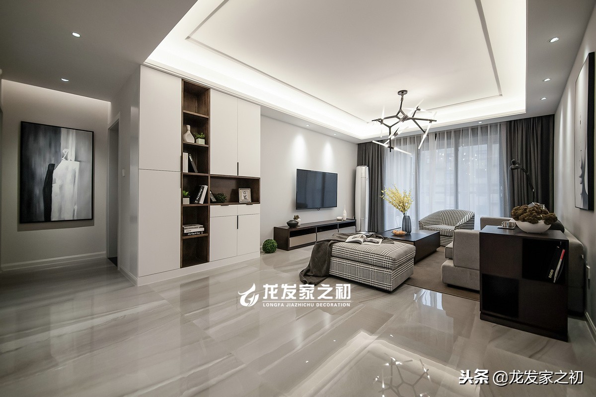 龙发首席设计师,龙发的设计师